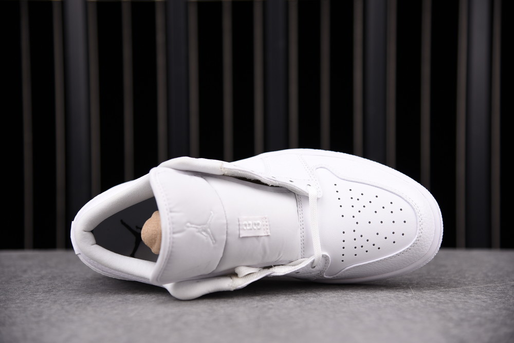 AIR JORDAN 1 LOW Rivals